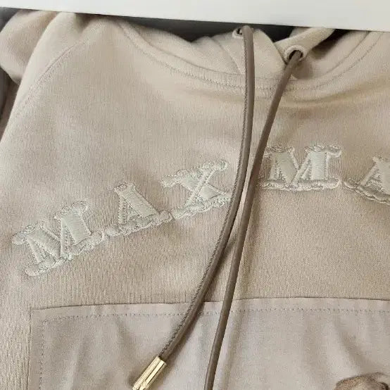 [BUNJANG] Max Mara Hooded Sweatshirt / 막스마라 후드티 새상품