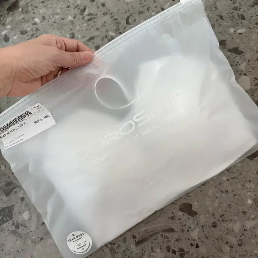 [BUNJANG] Dorothy &amp; Coolshot Seamless White Bra New / 도로시와 쿨샷 심리스 화이트 브라 새제품