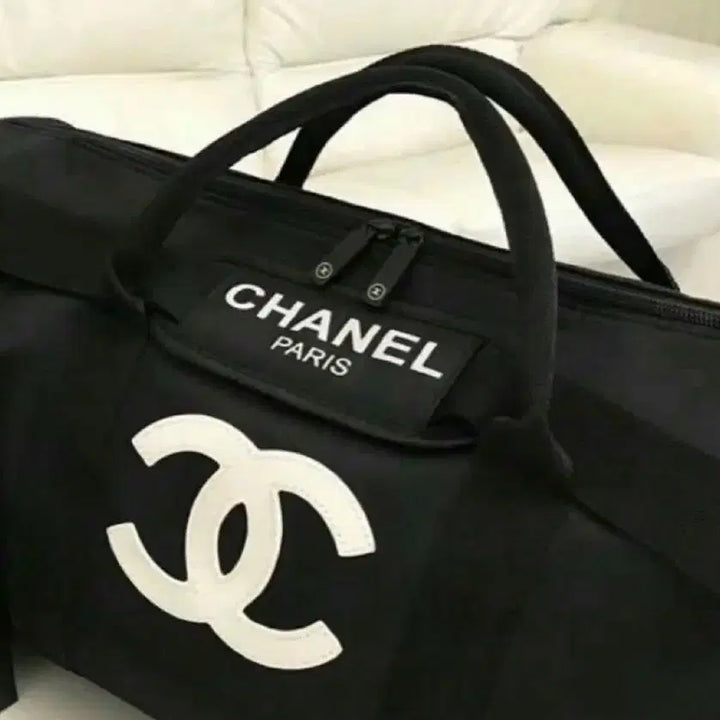 [BUNJANG] Chanel Black Boston Bag with Strap / 샤넬 블랙 더플백 + 스트랩