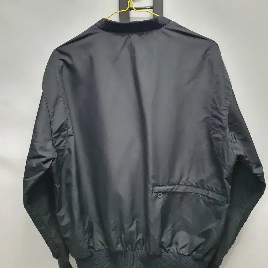 [BUNJANG] Christian Dior Black V-Neck Warm-up Windbreaker Jacket / 크리스찬디올 웜업 브이넥 바람막이 자켓 블랙 105
