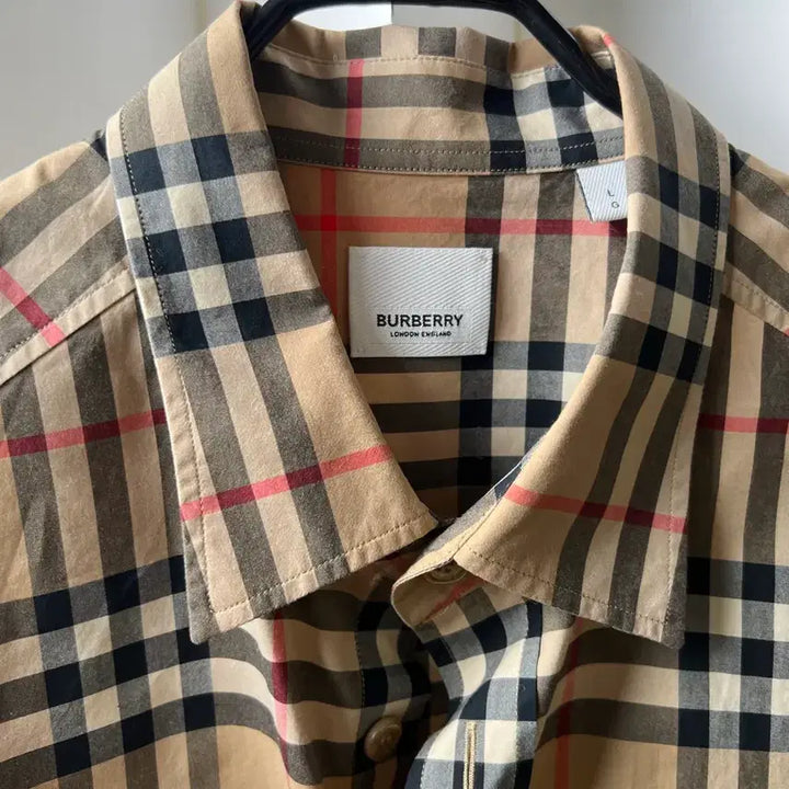 [BUNJANG] Burberry Classic Check Short Sleeve Shirt / 버버리 클래식 체크 반팔 셔츠
