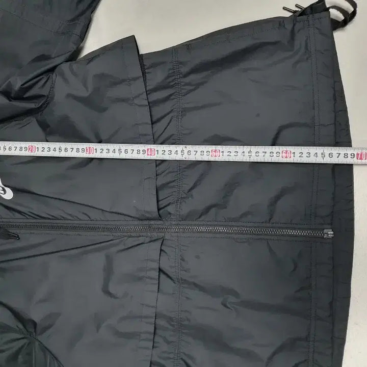 [BUNJANG] Nike Essential Repel Woven Hooded Jacket Black / 나이키 바람막이 에센셜 리펠 우븐 후드 자켓 블랙 L
