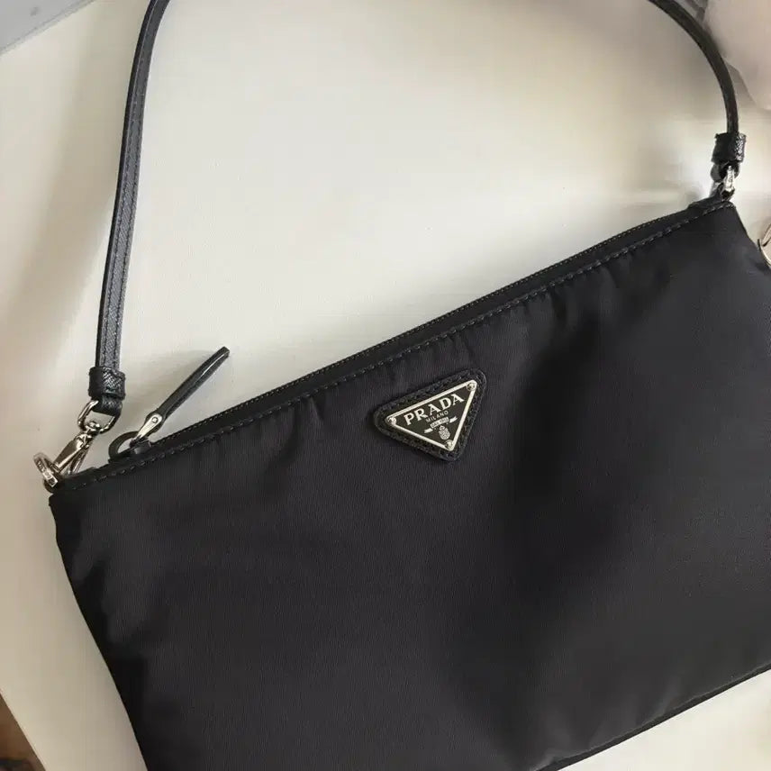 [BUNJANG] Prada Black Nylon Pouch Bag / 프라다 블랙 파우치 백