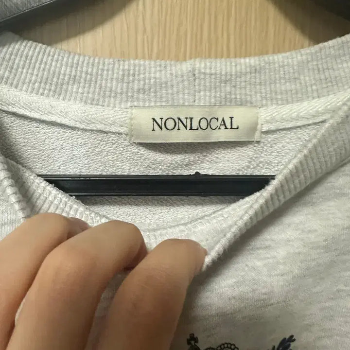 [BUNJANG] Nonlocal Sweatshirt / 논로컬 맨투맨