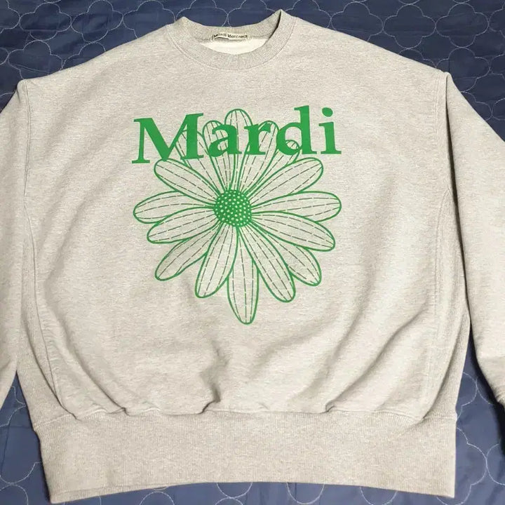 [BUNJANG] Mardi Mercredi Flower Sweatshirt Green &amp; Gray / 마르디 메크르디 플라워 맨투맨 그린&amp;그레이 (F)