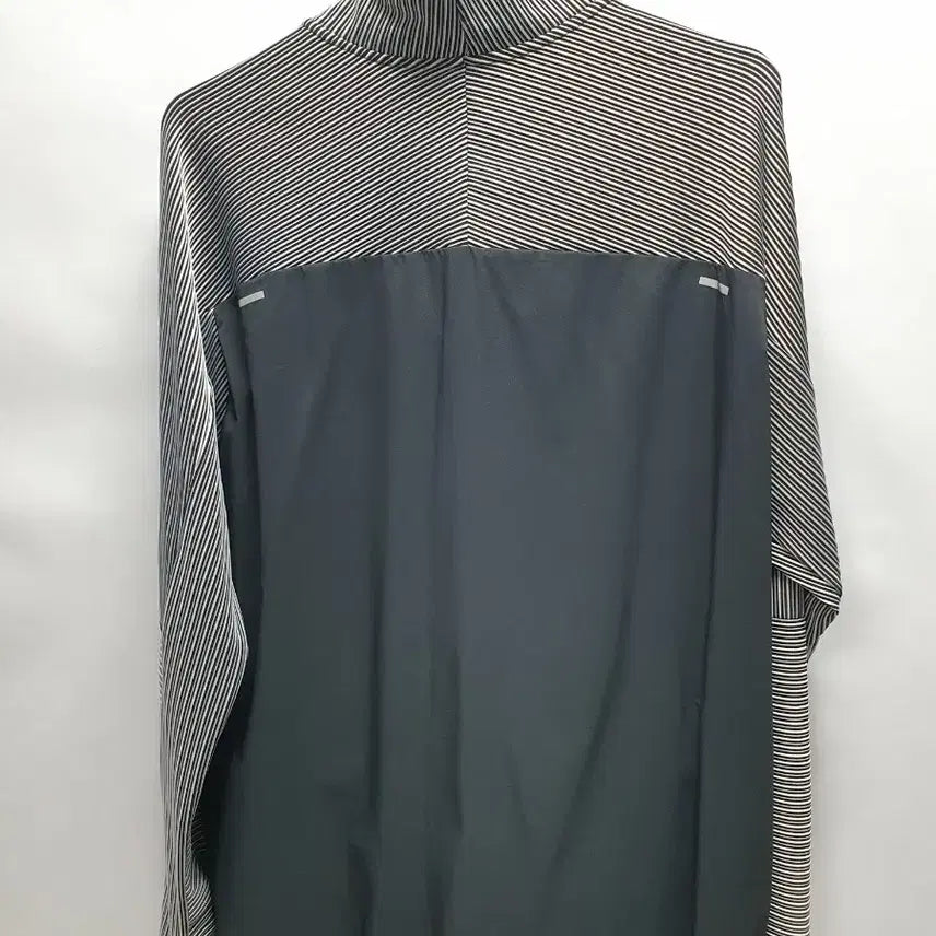 [BUNJANG] Nike Element Future Fast Running Hybrid Jacket Black XXL / 나이키 바람막이 엘리멘트 퓨처 패스트 러닝 하이브리드 자켓  블랙 xxl