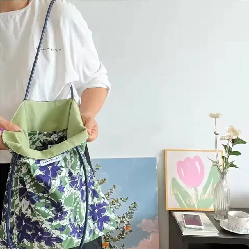[BUNJANG] Floria Reversible Shoulder Eco Bag / 플라워 패턴 숄더 에코백