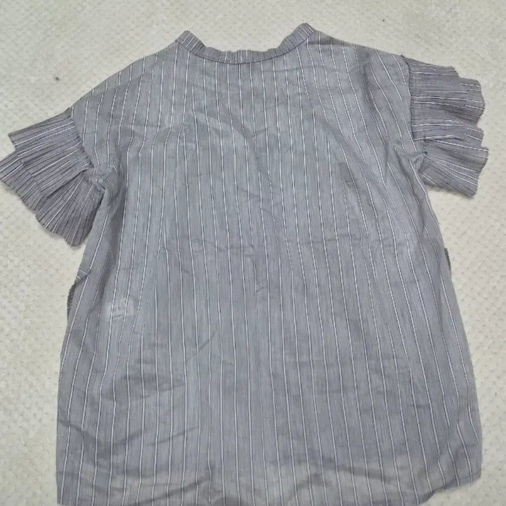 [BUNJANG] Mine Blouse Shirt / 마인 블라우스 셔츠