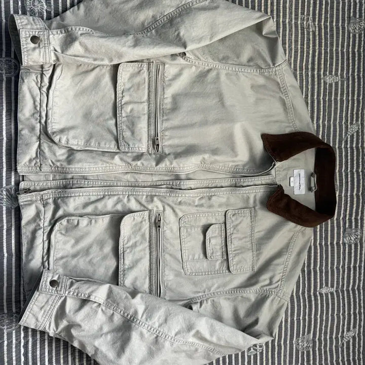 [BUNJANG] thisisneverthat Utility Field Jacket Stone / 디스이즈네버댓 Utility Field Jacket Stone