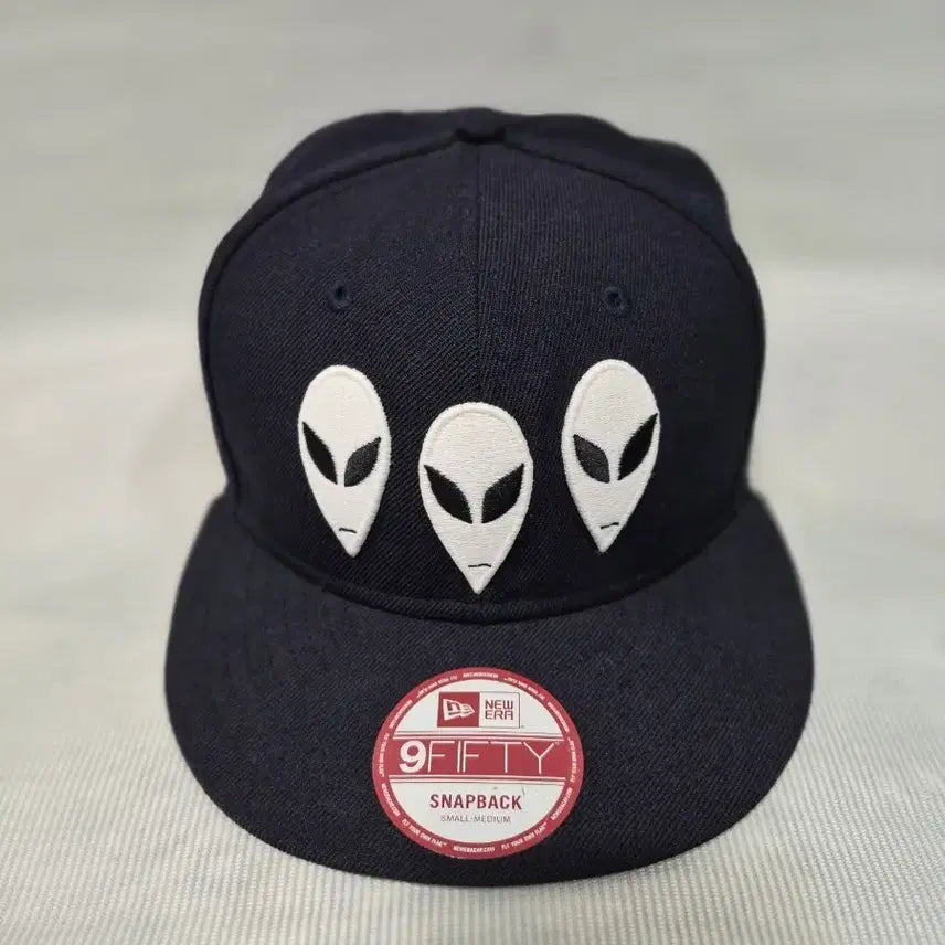 [BUNJANG] New Era South Park Alien 9FIFTY Snapback Hat / 뉴에라 사우스파크 9FIFTY 외계인 스냅백 모자