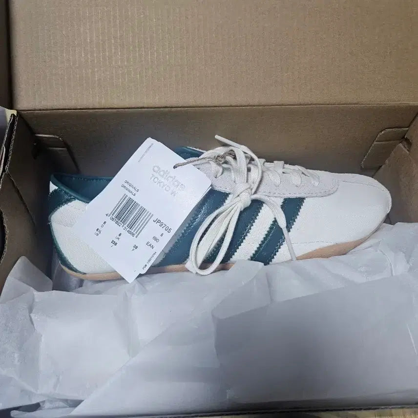 [BUNJANG] Adidas Tokyo Sneakers Green 235mm / 아디다스 도쿄 스니커즈 그린 235