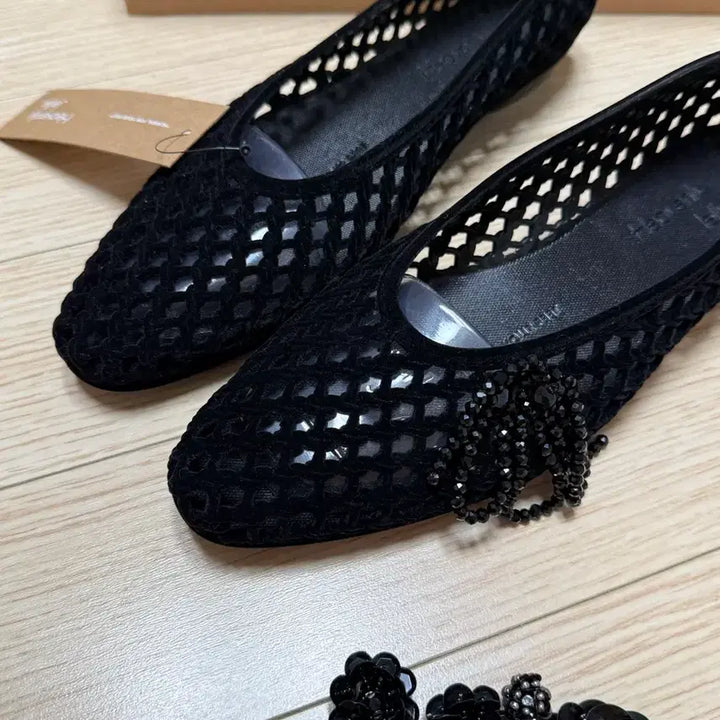 [BUNJANG] Heavenly Jelly Kwani Flat Shoes with Charms / 헤븐리젤리 콰니 플랫슈즈 토츠핑