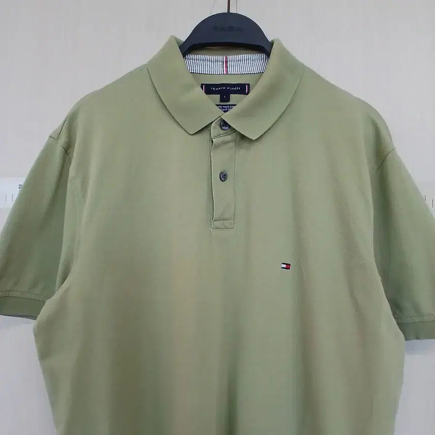 [BUNJANG] Tommy Hilfiger Khaki Short Sleeve Polo Shirt / 타미힐피거 카키색 반팔 폴로티