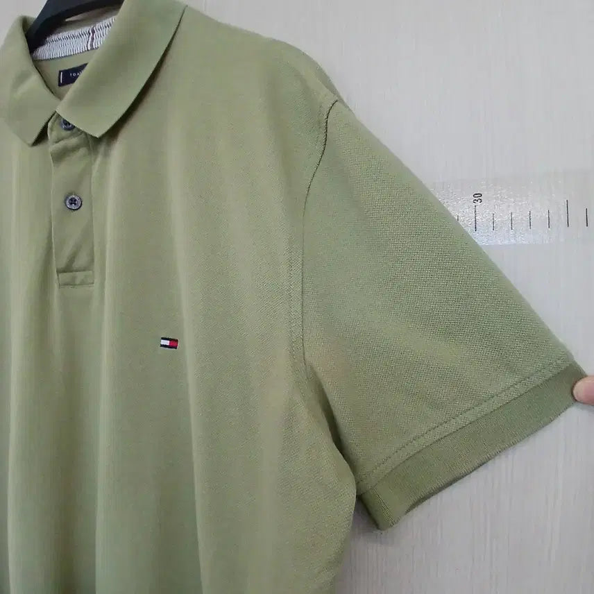 [BUNJANG] Tommy Hilfiger Khaki Short Sleeve Polo Shirt / 타미힐피거 카키색 반팔 폴로티