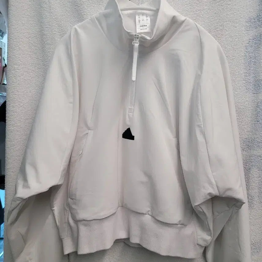 [BUNJANG] Adidas Cropped Half-Zip Sweatshirt Women&