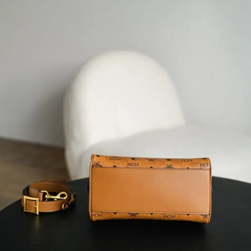 [BUNJANG] MCM Mini Tambourine Bag Brown Shoulder Bag / MCM 미니 탬버린백 브라운 숄더백
