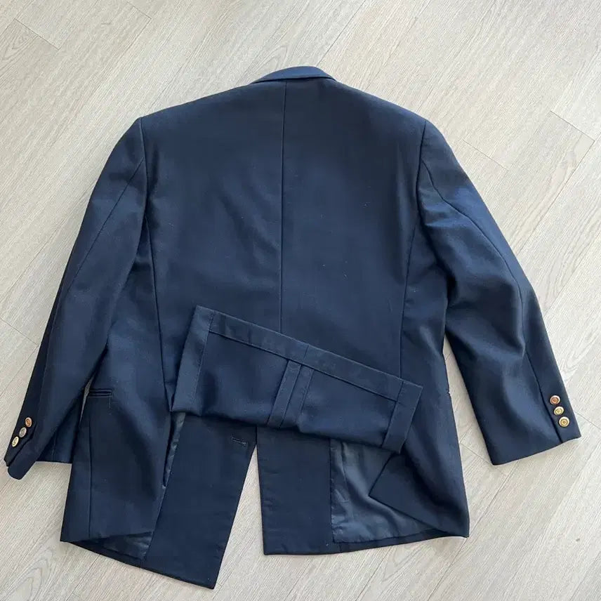 [BUNJANG] Vintage Navy Gold Button Double-Breasted Blazer (4-Button) M / 빈티지 네이비 금장 더블 블레이져 (4버튼 ) M