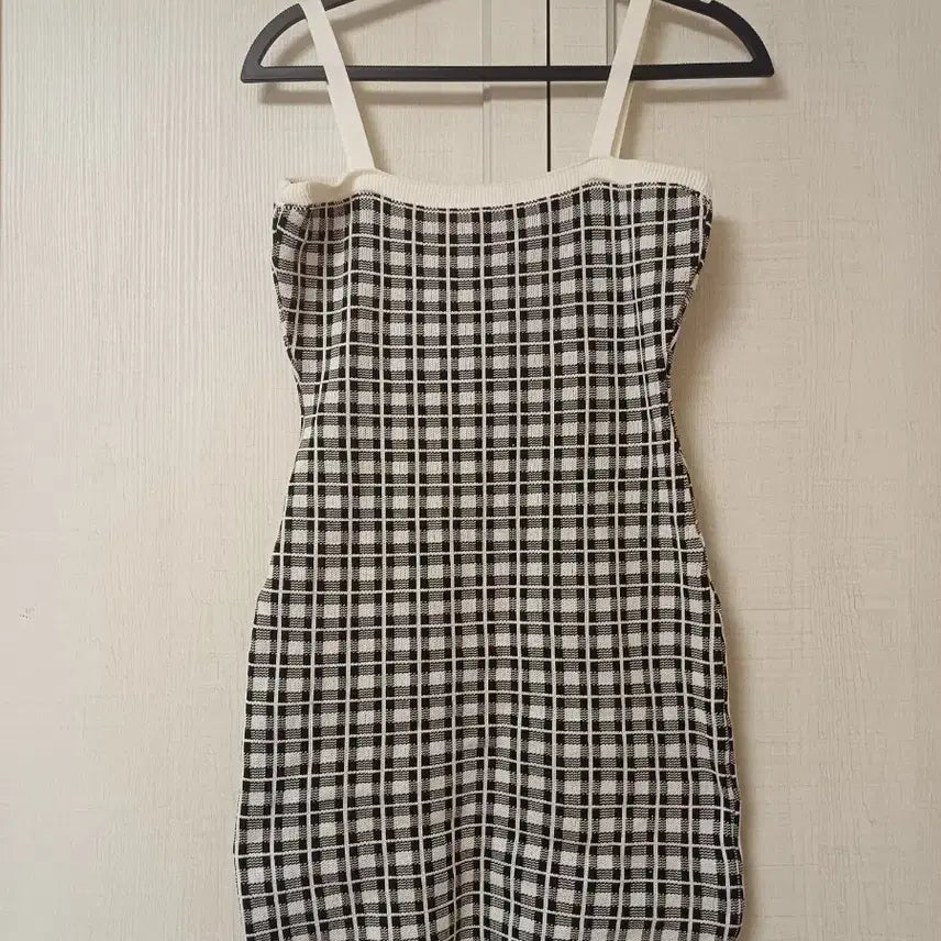 [BUNJANG] Check Pattern Knit Mini Dress / 1회착용 체크 패턴 니트 미니 원피스 free