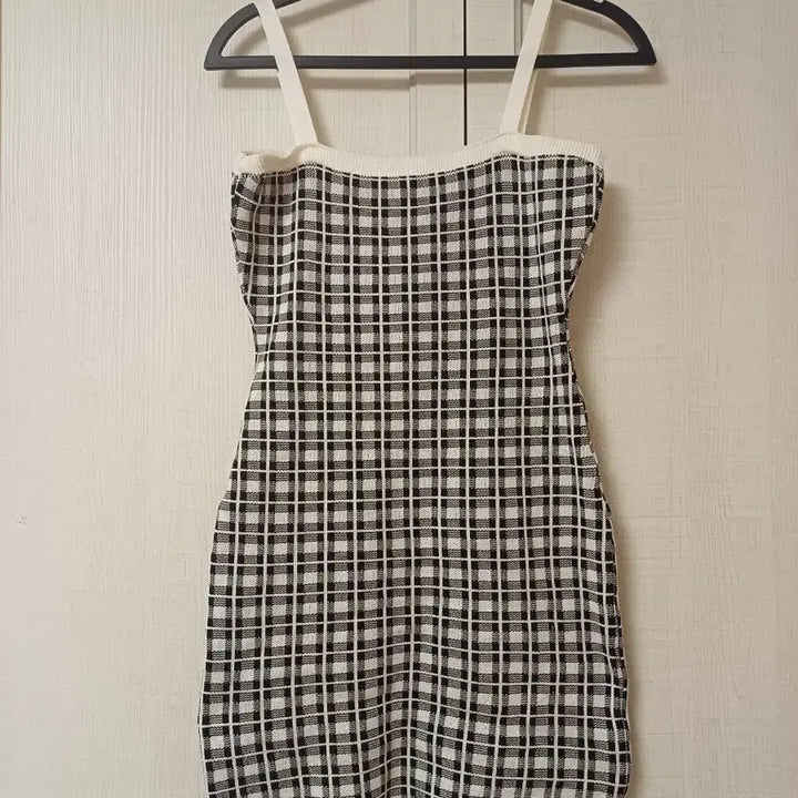 [BUNJANG] Check Pattern Knit Mini Dress / 1회착용 체크 패턴 니트 미니 원피스 free