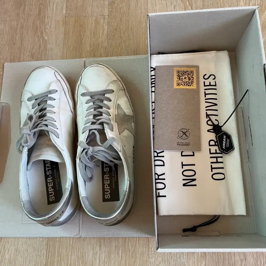 [BUNJANG] Golden Goose Superstar Sneakers White Silver Tab / 골든구스 슈퍼스타 화이트 실버탭 스니커즈 41
