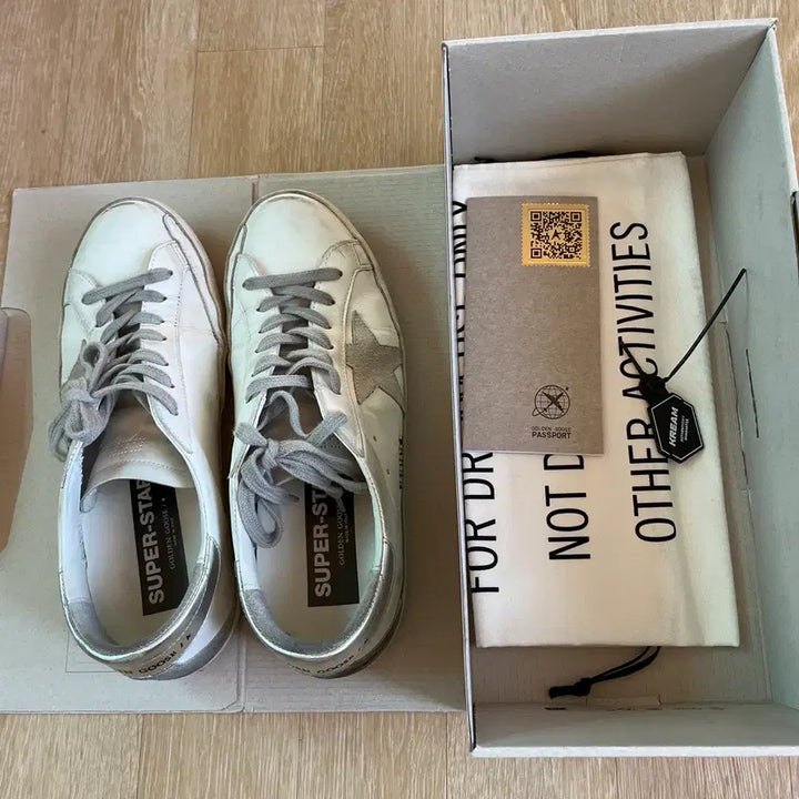 [BUNJANG] Golden Goose Superstar Sneakers White Silver Tab / 골든구스 슈퍼스타 화이트 실버탭 스니커즈 41