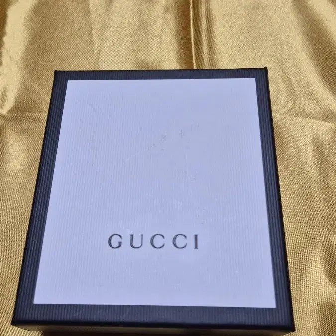 [BUNJANG] Gucci GG Marmont Bi-Fold Wallet / 구찌 마몽