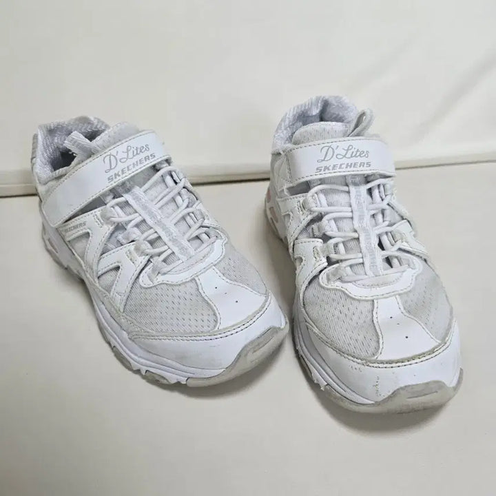[BUNJANG] Skechers Delight Kids Sneakers / 스케쳐스 딜라이트 키즈 운동화 200(신발)