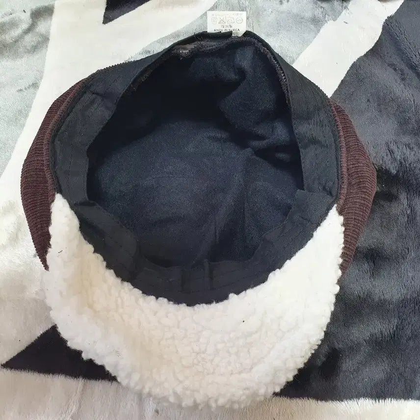[BUNJANG] Winter Baker Boy Hat Brown / 겨울 빵모자