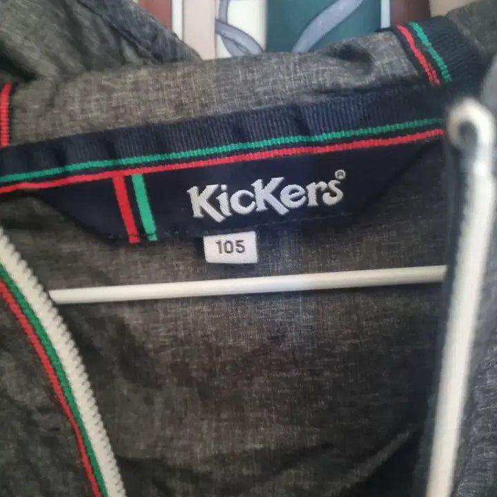 [BUNJANG] Kickers Windbreaker Coach Jacket / 키커스바람막이코치자켓  105