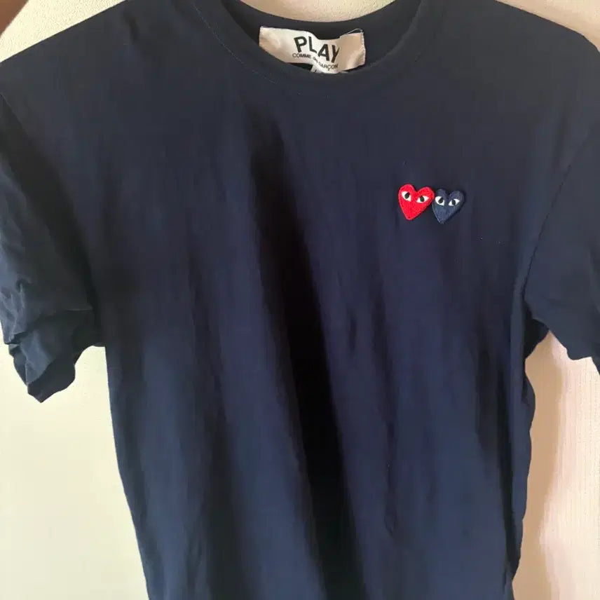 [BUNJANG] Comme des Garçons Navy Double Heart T-Shirt / 꼼데가르송 네이비 더블 하트 반팔티