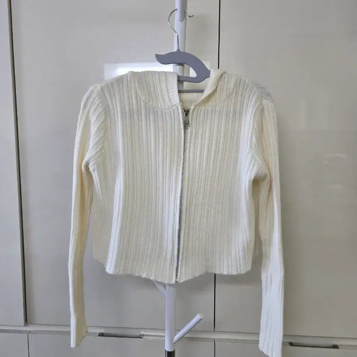[BUNJANG] Ivory Ribbed Cropped Zip-Up Hoodie / 아이보리 골지 크롭 후드집업
