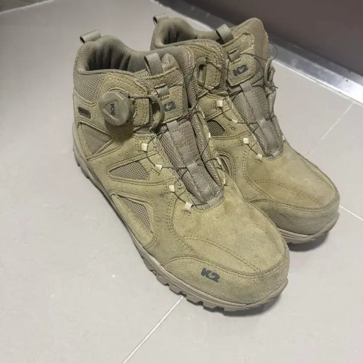 [BUNJANG] K2 K2-672 Safety Shoes (Beige, 285 Size) / k2 안전화  k2-672 , 285사이즈 판매합니다.