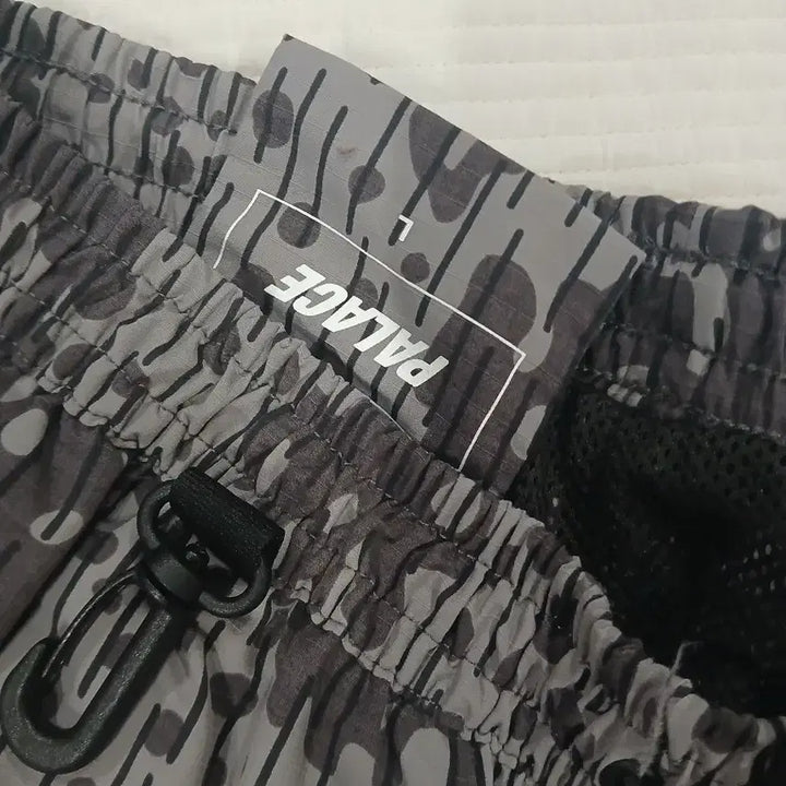[BUNJANG] Palace Camo Pattern Cargo Pants / 팔라스 카모 패턴 카고 바지