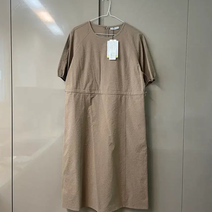 [BUNJANG] Anne Klein Ribbed Material Dress / (새상품)앤클라인 엠보 바스락재질 원피스 M