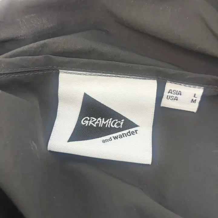 [BUNJANG] Gramicci x And Wander Windbreaker Jacket (L) / 그라미치 앤드원더 바람막이 자켓 L 라지