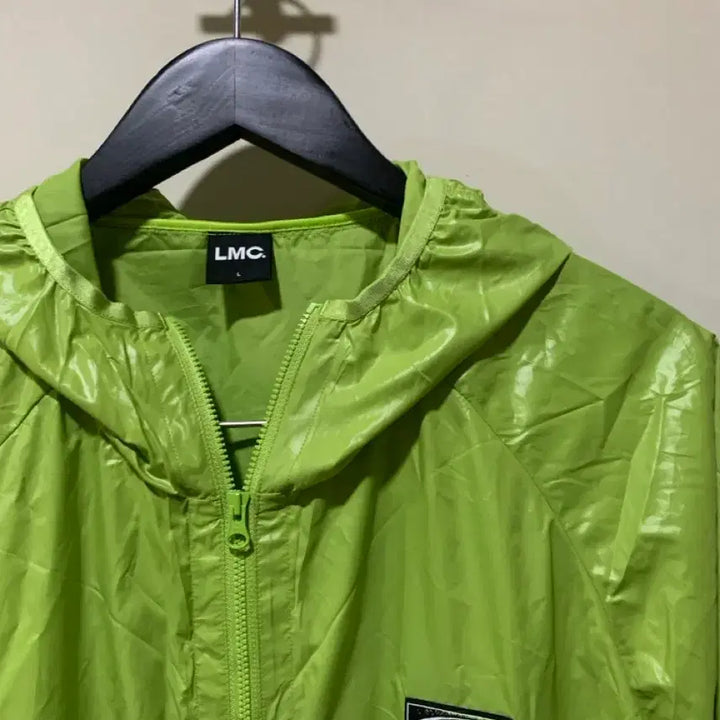 [SOLD OUT] 새상품 LMC 바람막이 L 윈드브레이커 100