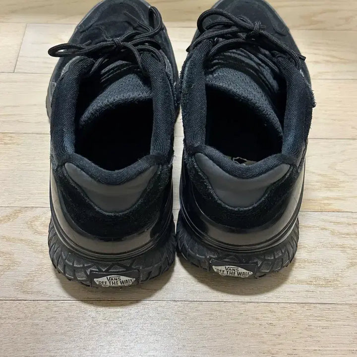 [SOLD OUT] 반스 스웨이드 운동화
