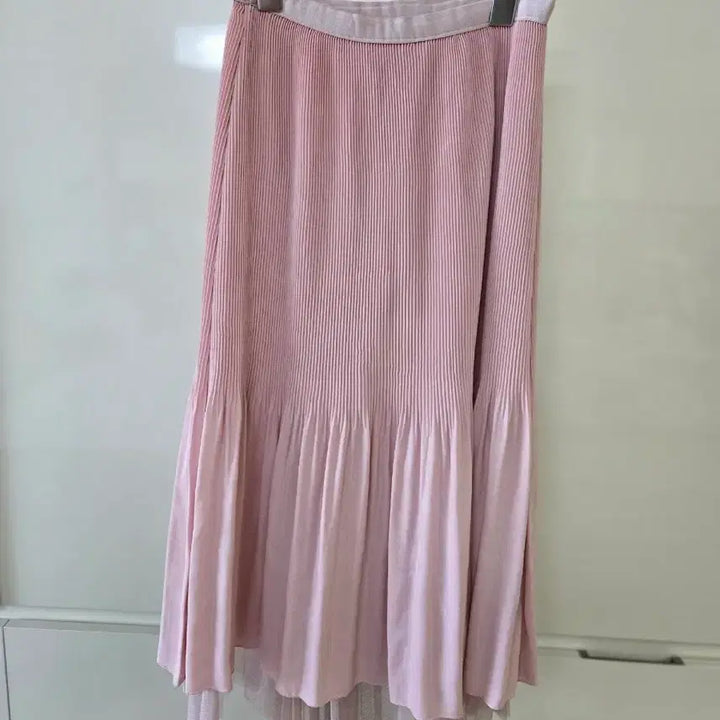 [BUNJANG] Pink Pleated Long Skirt with Lace Detail / 핑크색 플리츠 롱 스커트