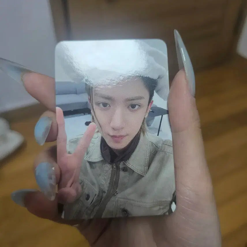 [BUNJANG] Woonjin Everline Lucky Draw Photocard / 롱샷 우진 에버라인 럭드 양도