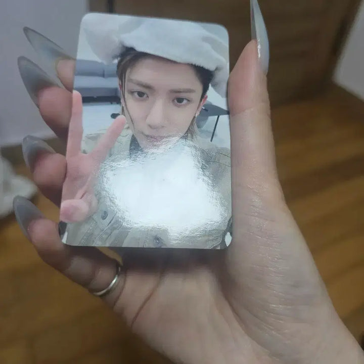 [BUNJANG] Woonjin Everline Lucky Draw Photocard / 롱샷 우진 에버라인 럭드 양도
