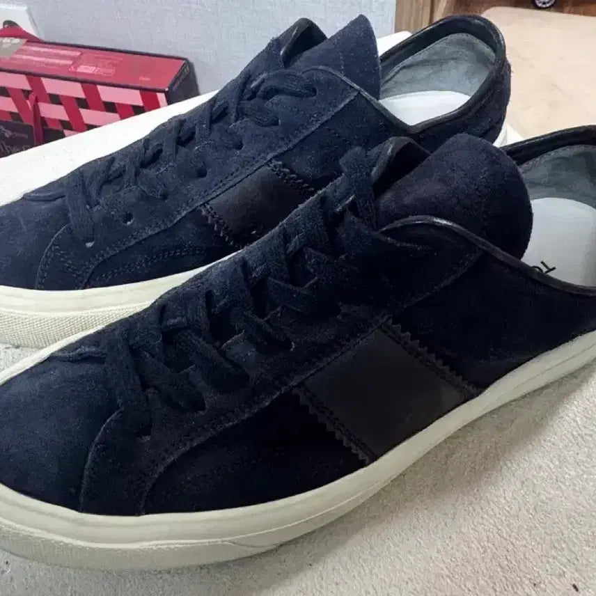 [BUNJANG] Tom Ford Navy Cambridge Suede Leather Sneakers / 톰포드 네이비 캠브리지 스니커즈