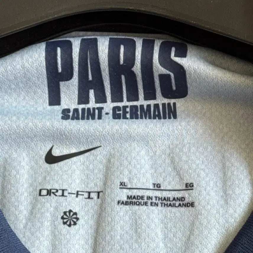 [BUNJANG] Paris Saint-Germain 24/25 Home Jersey - Lee Kang-in Official Marking / 24-25 파리생제르망 PSG 홈 유니폼 이강인 오피셜 마킹 새상품