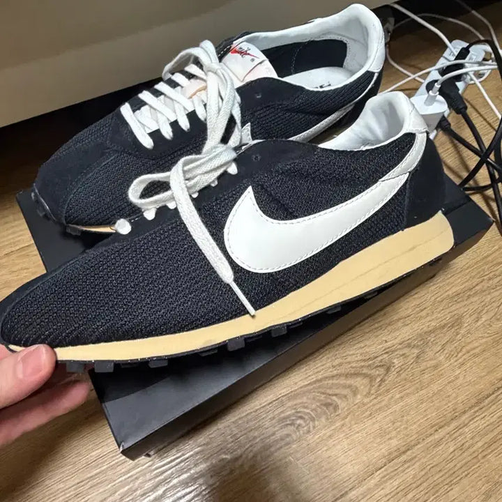 [BUNJANG] Nike LD-1000 SP Black and Sail Sneakers (290) / 나이키 LD-1000 SP 블랙 앤 세일 290