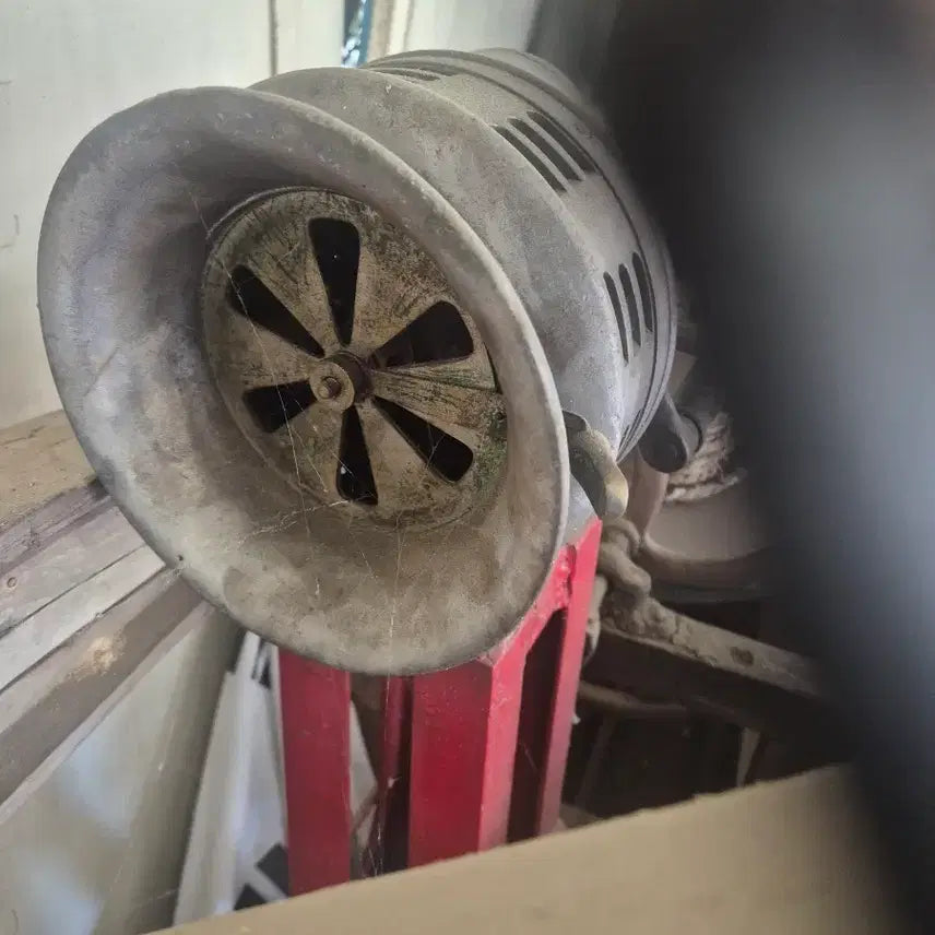 [BUNJANG] Vintage Manual Siren - Large Size / 30   26   120 센치 소방싸이렌 소리우렁찹니다