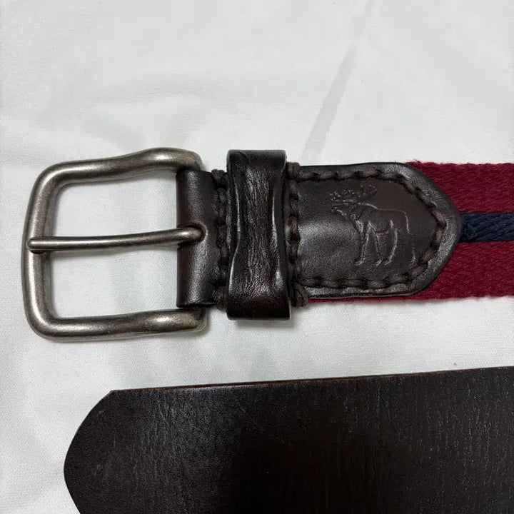 [BUNJANG] Abercrombie &amp; Fitch Striped Belt / 아베크롬비 스트라이프 벨트