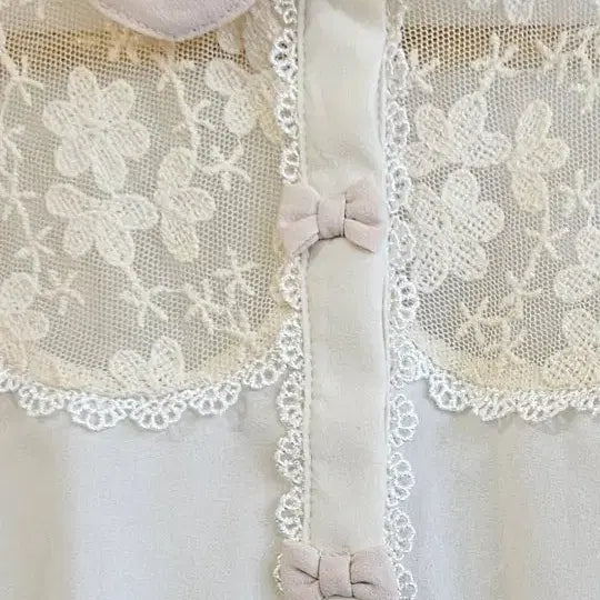 [BUNJANG] HUDSON Honey Lace Ribbon Blouse / 레이스 리본 블라우스
