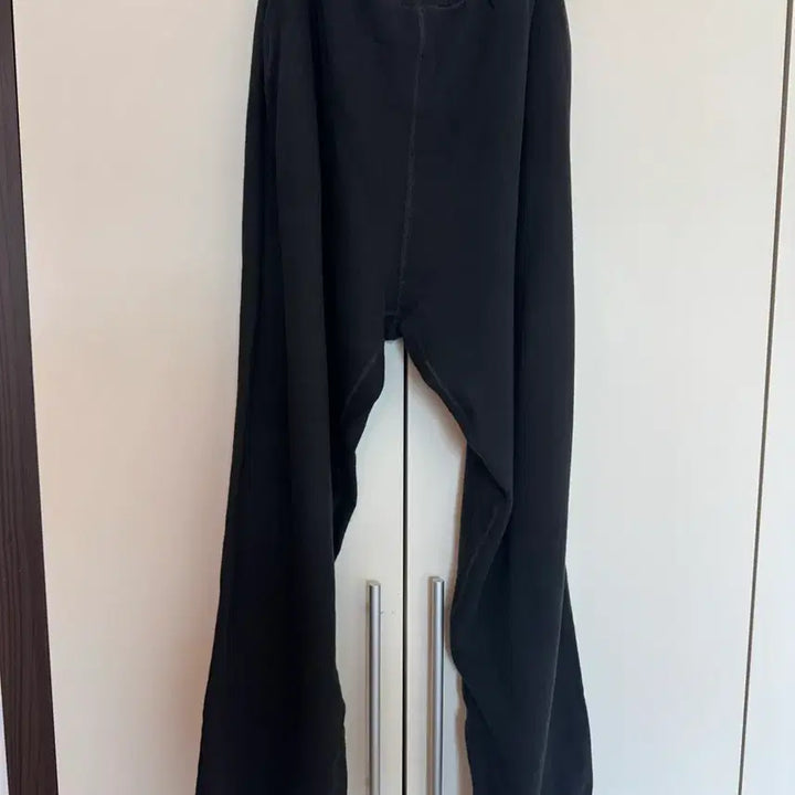 [BUNJANG] COMOLI Garment Dyed Sweatpants Fade Black / 코모리 가먼츠 다잉 스웻 팬츠 페이드블랙 2사이즈