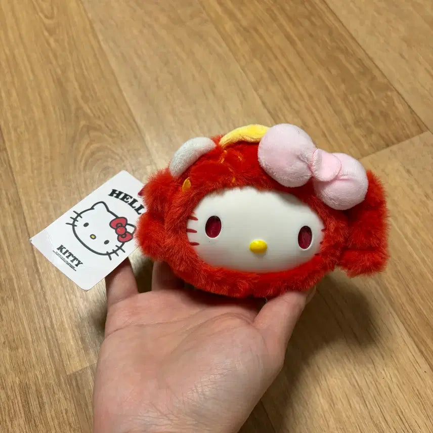 [BUNJANG] Hello Kitty Taiyaki Plush Charm / [새상품 직거 만원] 붕어빵 헬로키티 인형 키링
