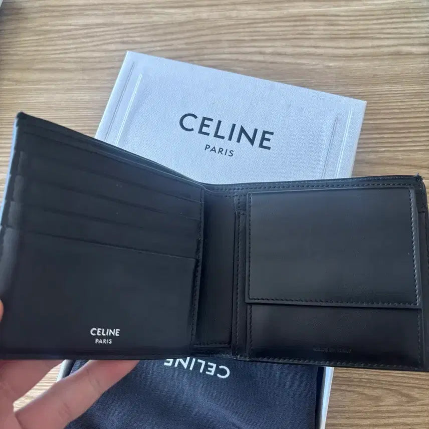 [BUNJANG] Celine Triomphe Canvas Wallet Beige Full Box / 셀린느 트리옹프 캔버스 반지갑 베이지 풀박O
