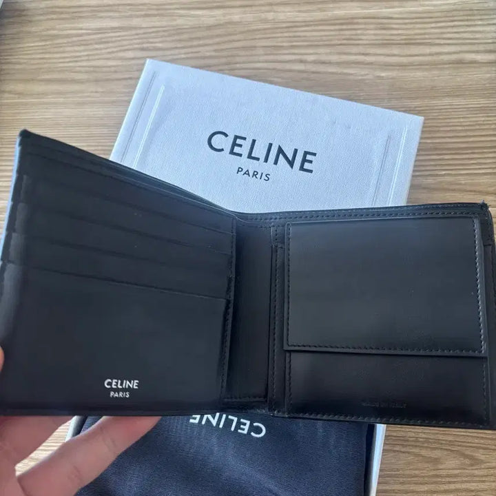 [BUNJANG] Celine Triomphe Canvas Wallet Beige Full Box / 셀린느 트리옹프 캔버스 반지갑 베이지 풀박O